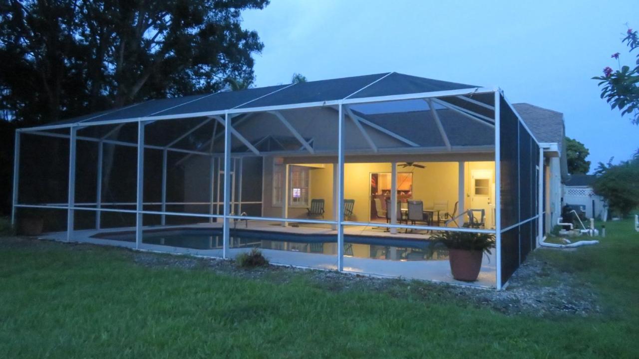 Luxury 3-bedroom Near Beaches With Pool Hébergement de vacances Vero Beach